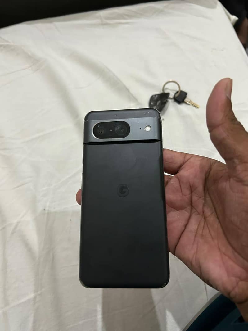 Google Pixel 8 5
