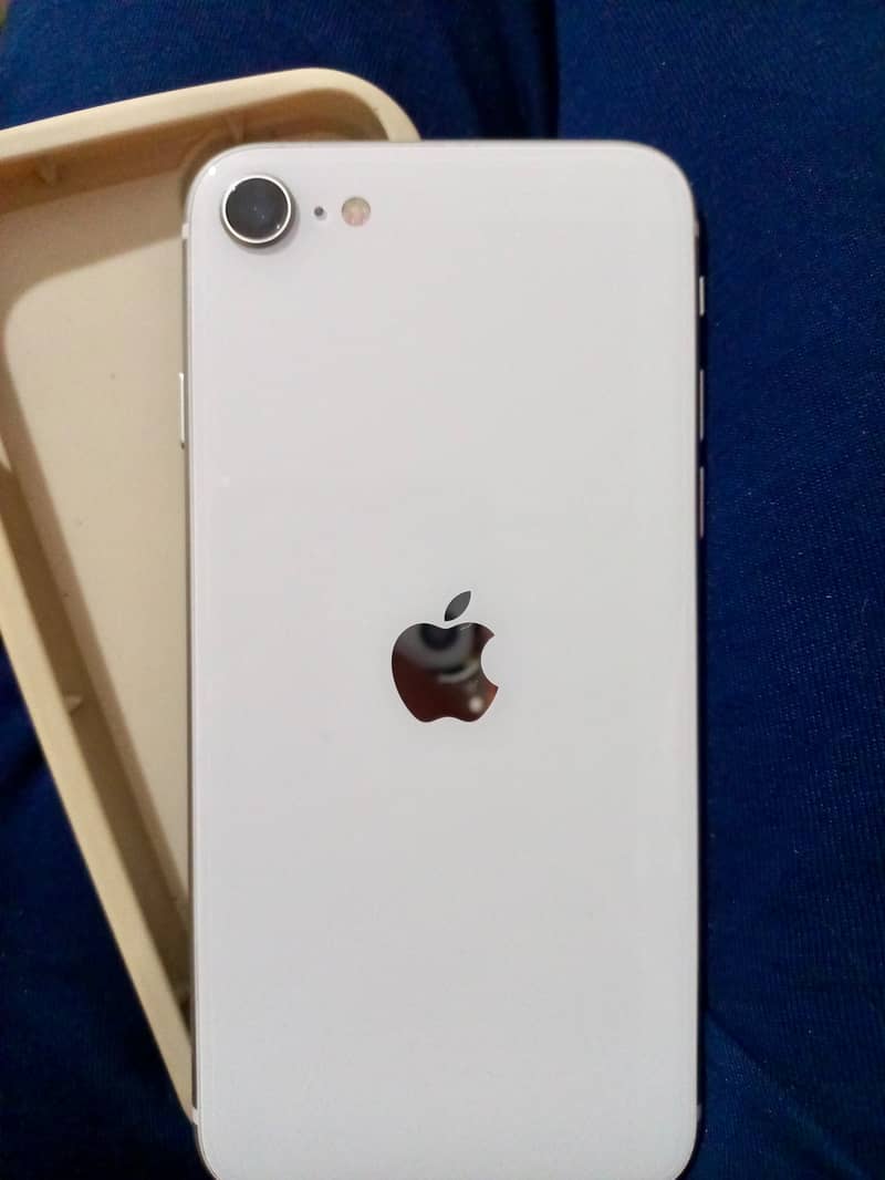 Apple iPhone SE 0