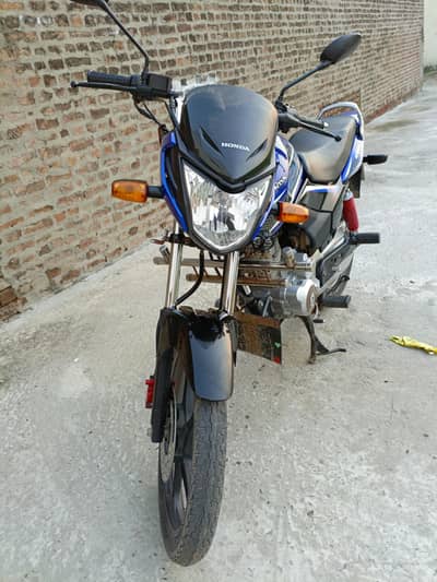 Honda 125 CBF 2021 model