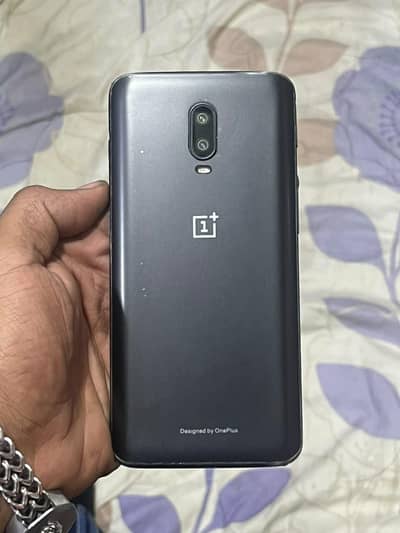 One Plus 6T 8/128 No Open Urgent sale