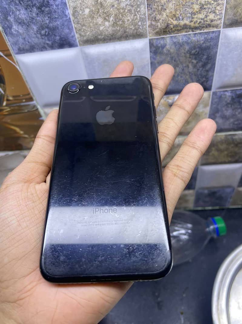 iPhone 7 2
