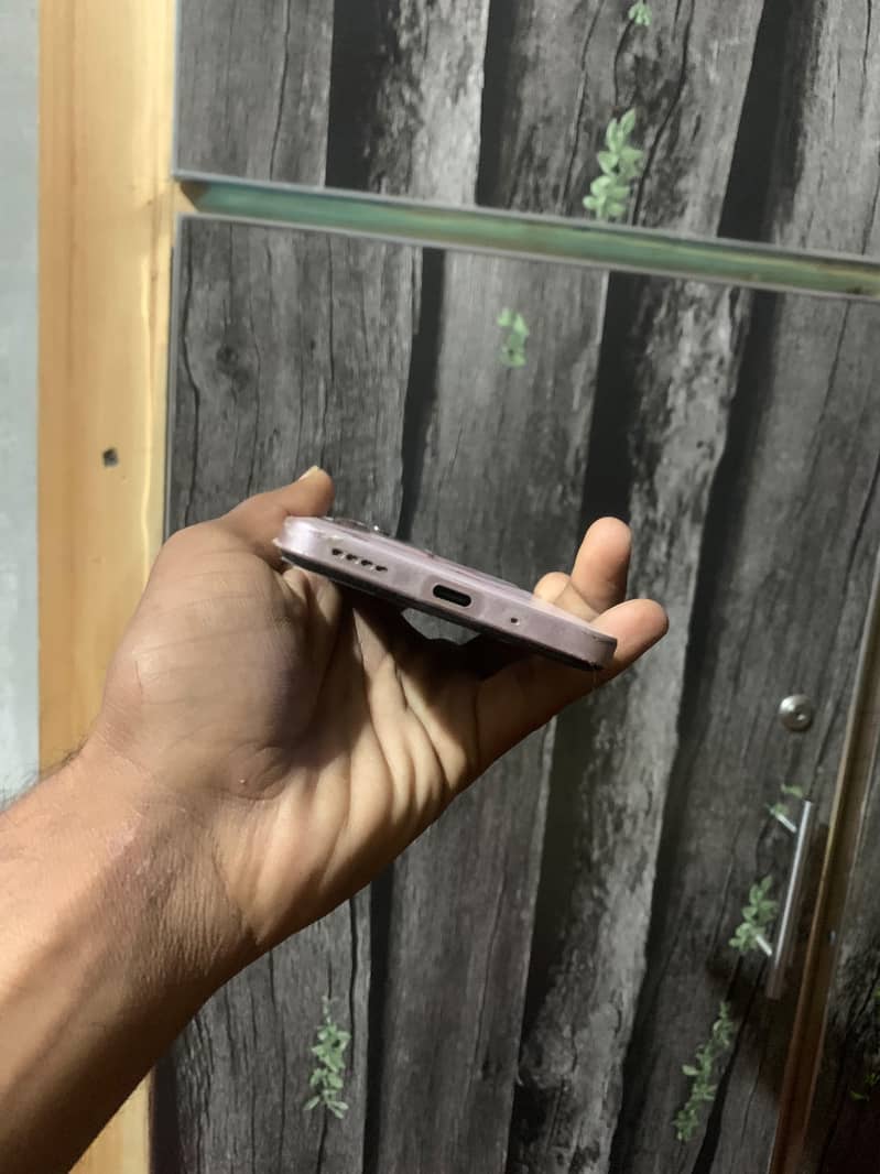 Realme C75x 3