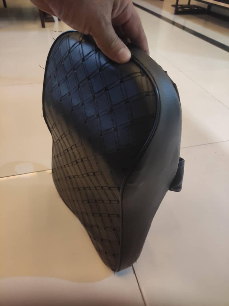 Neck pillow 1