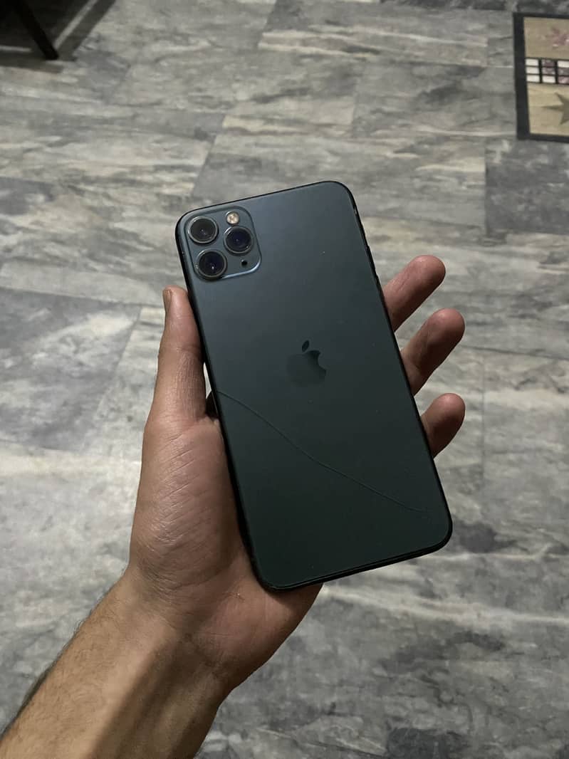 IPHONE 11 PRO MAX 4