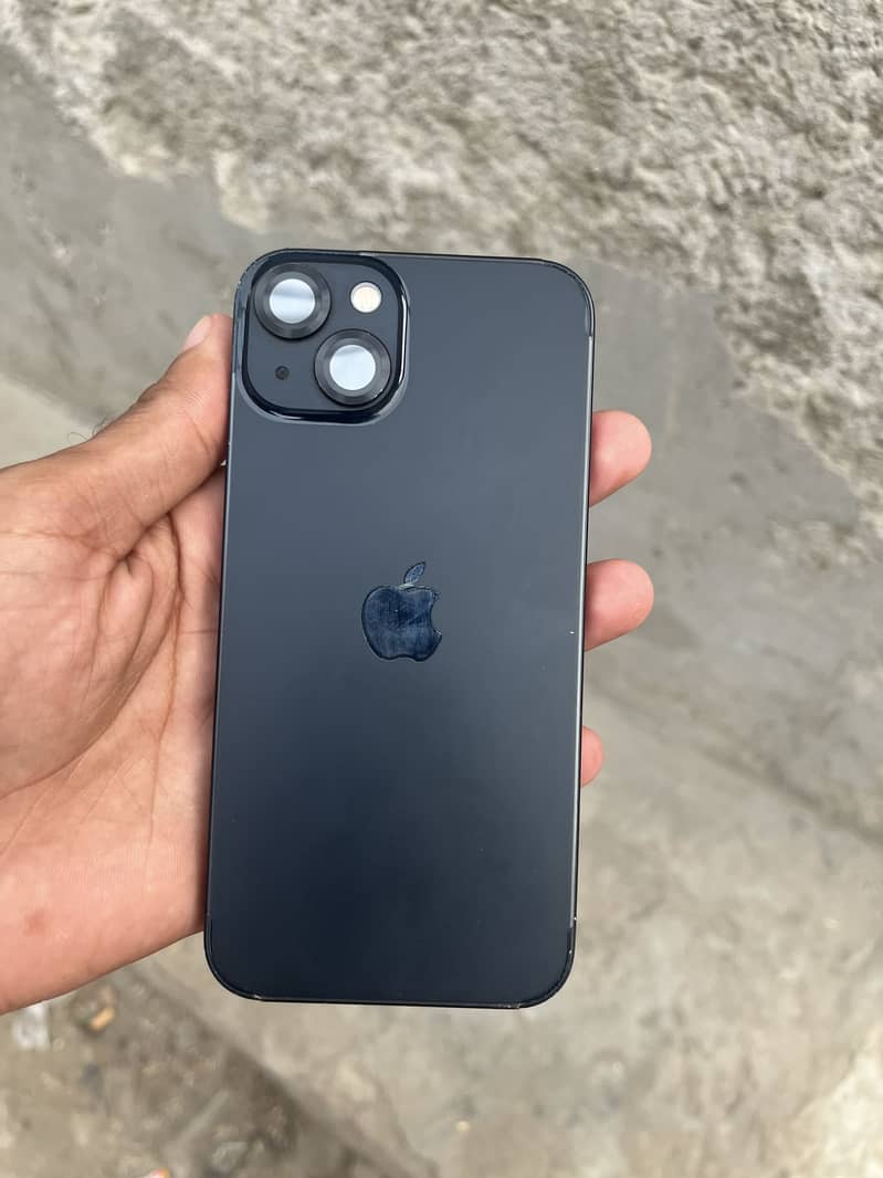 Apple iPhone 13 3