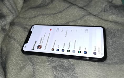 Apple iPhone 11 Pro Max 64gb PTA LLA with box