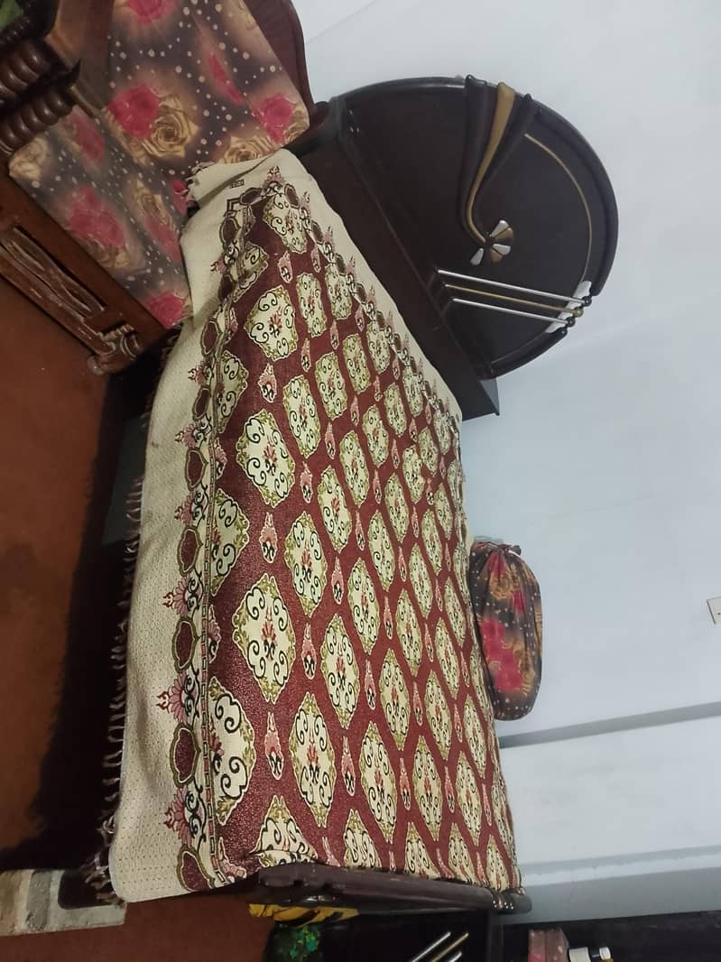 bed or dressing 1