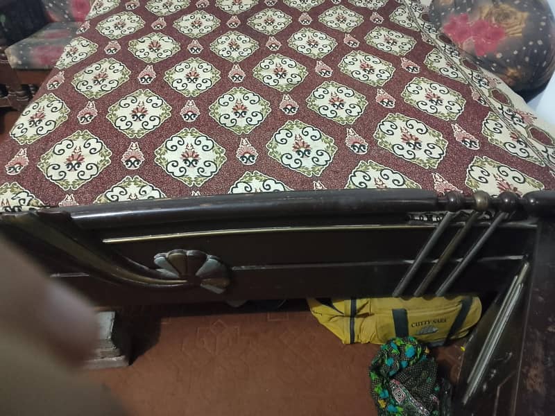 bed or dressing 2