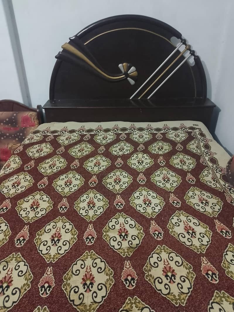bed or dressing 3