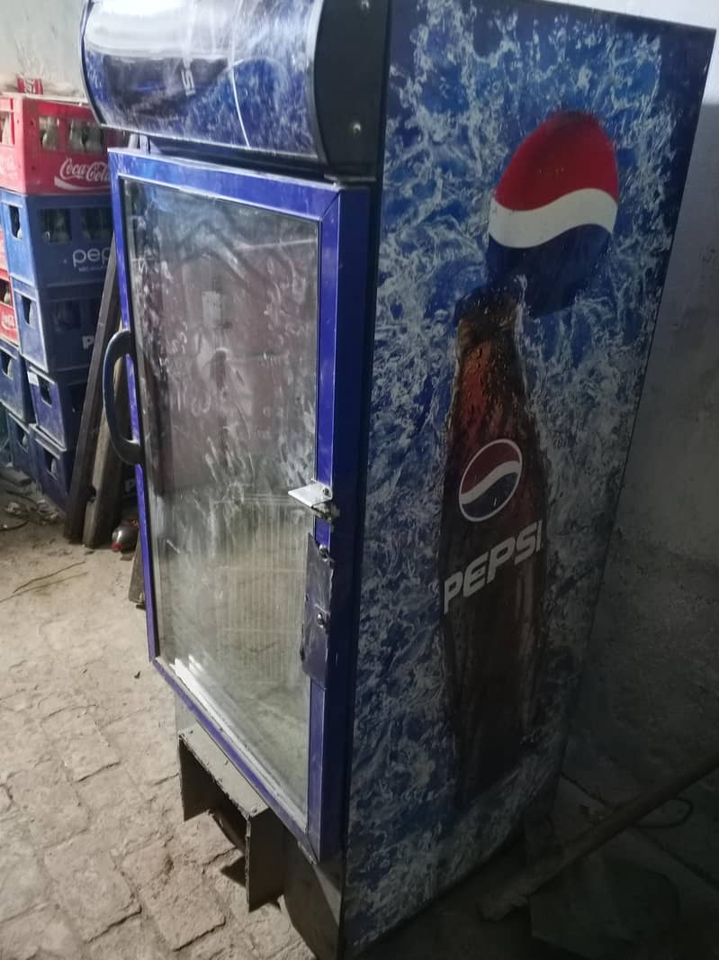 Fridge & Chiller 0