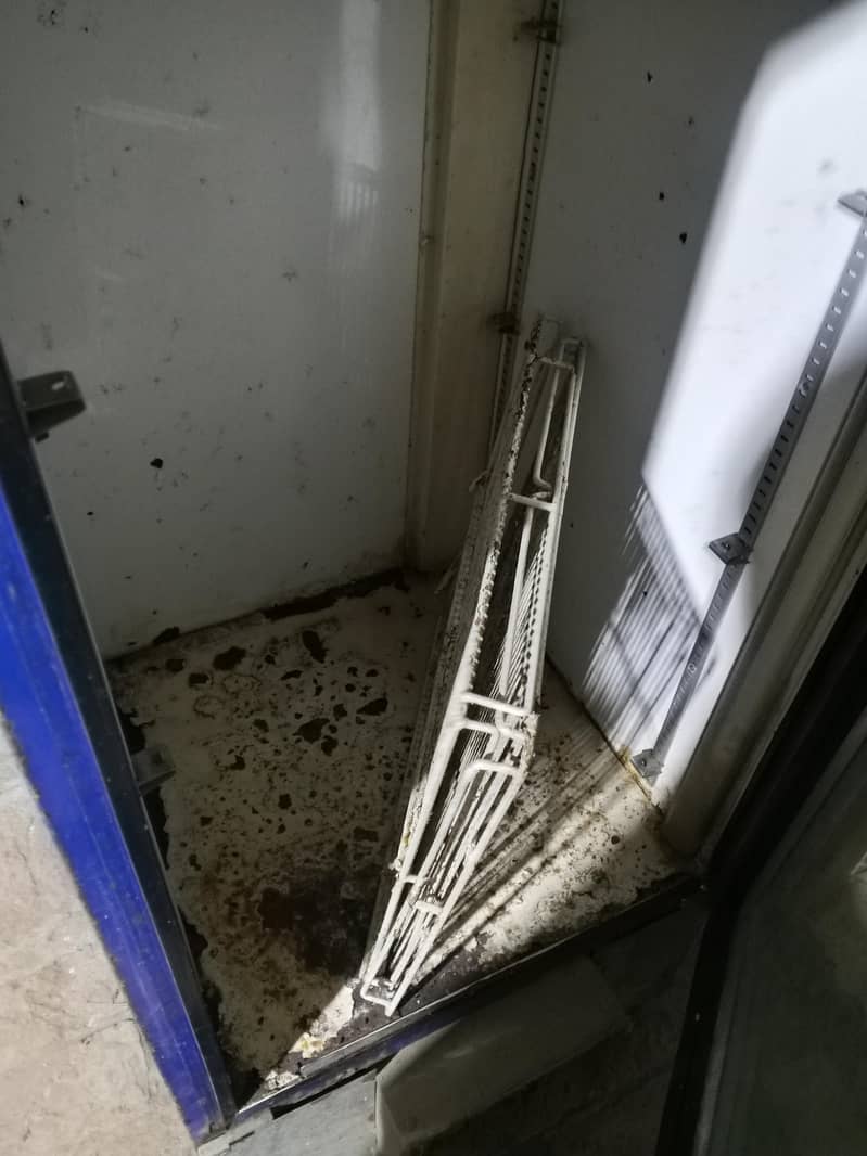 Fridge & Chiller 2