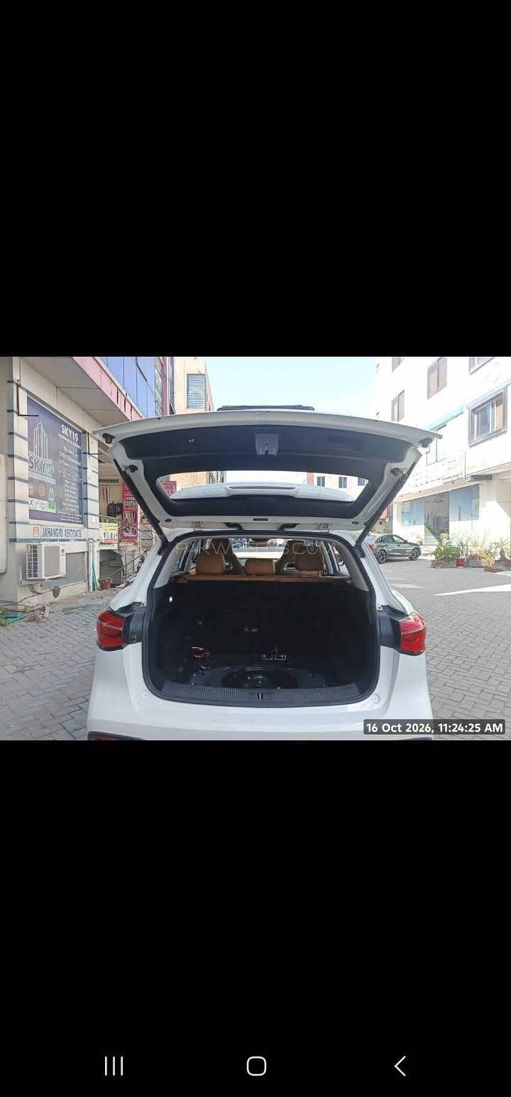 MG HS 2021 10