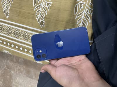 Apple iPhone 12
