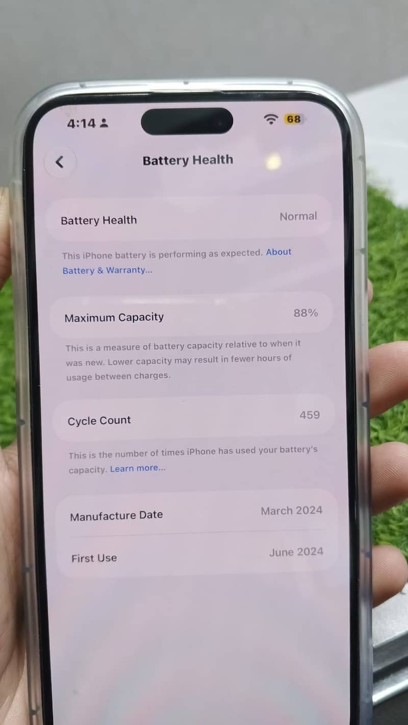 Apple iPhone 15 Pro Max 2