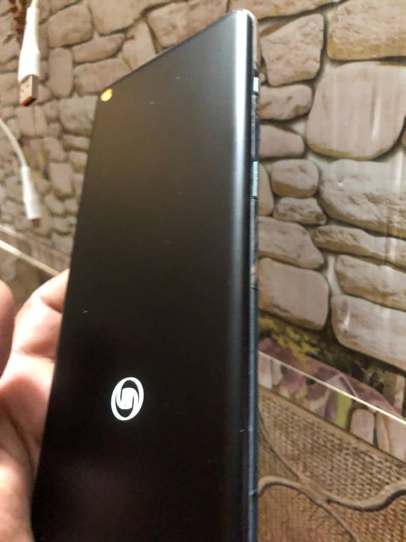 One Plus 10 Pro 1