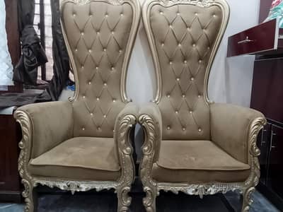 Shape Corner Sofa Set - Modern Design & Clean Condition"