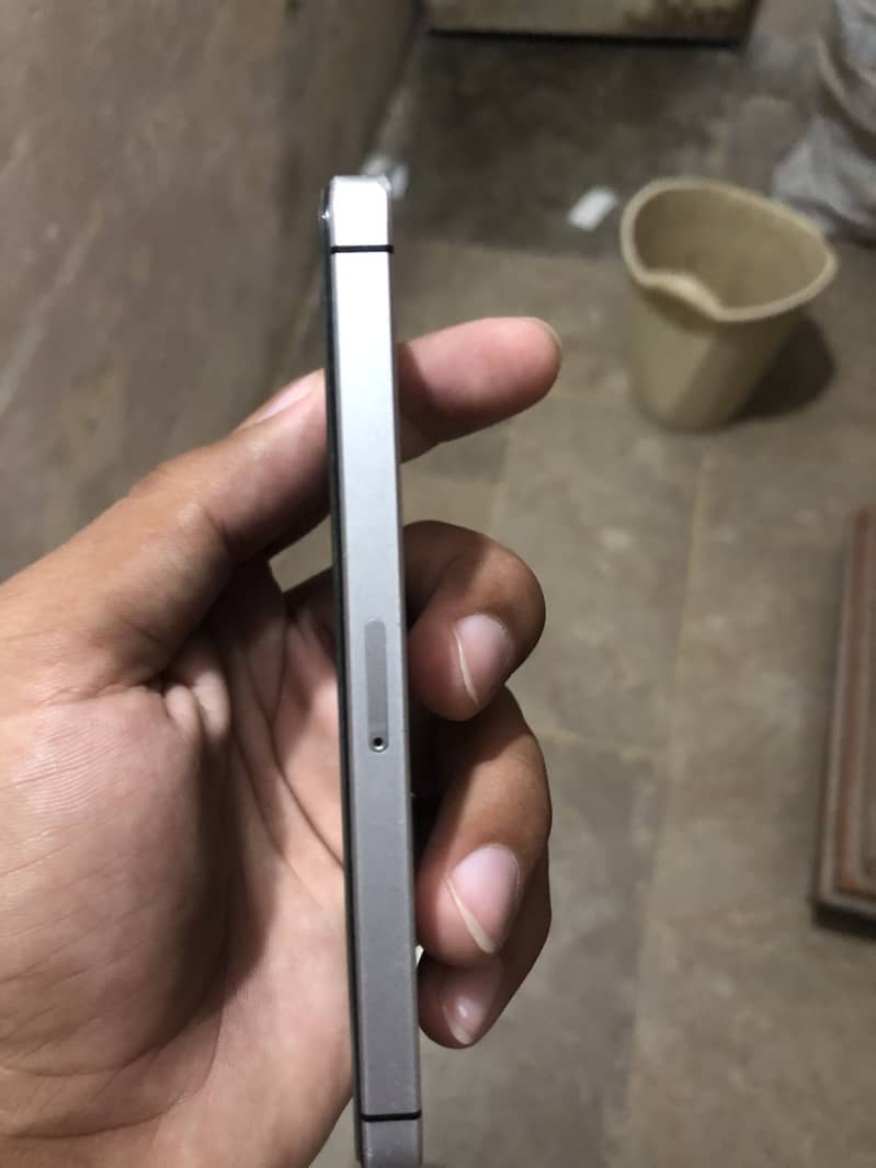 Apple iPhone se 2016 8