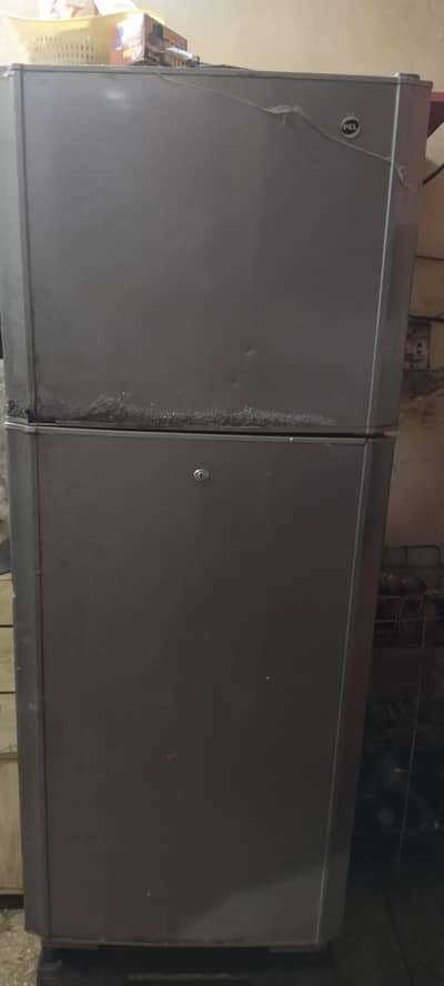 pel fridge in good condition