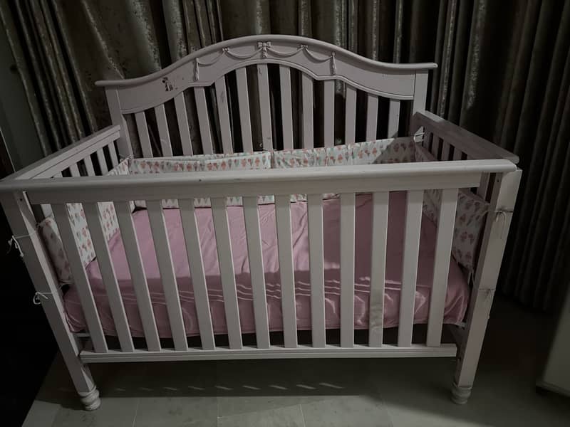 Baby cot 1