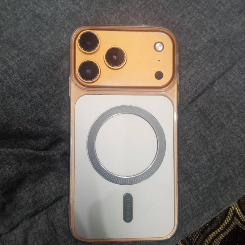 Apple iPhone XR 0