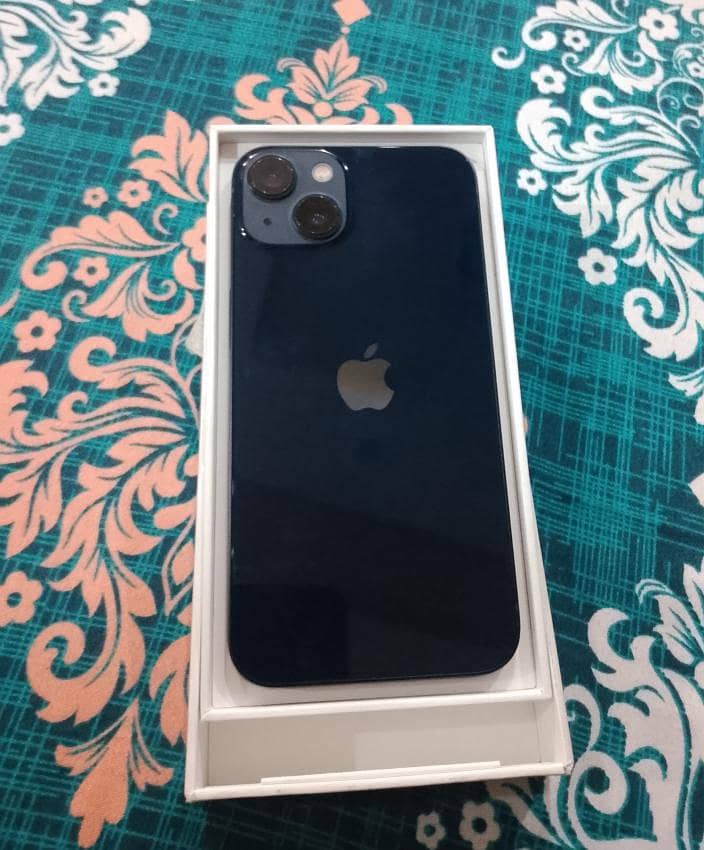 Apple iPhone 13 1