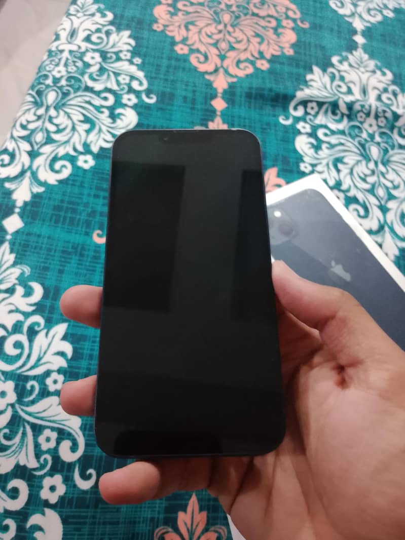 Apple iPhone 13 3
