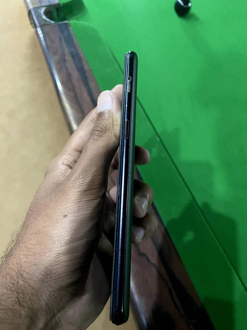 One Plus 6T 3