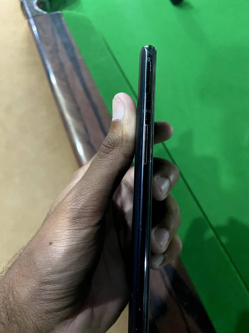 One Plus 6T 4