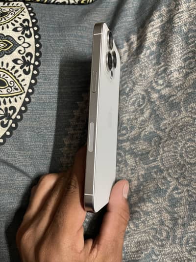 Apple iPhone 15 Pro Max jv