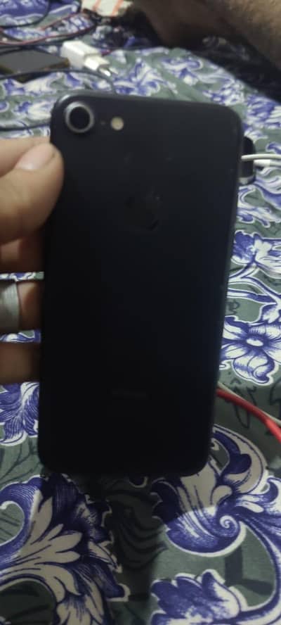 Apple iPhone 7