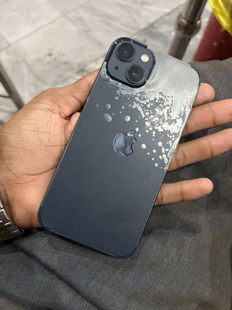 Apple iPhone 13 0