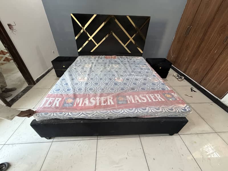 Imported bed 0