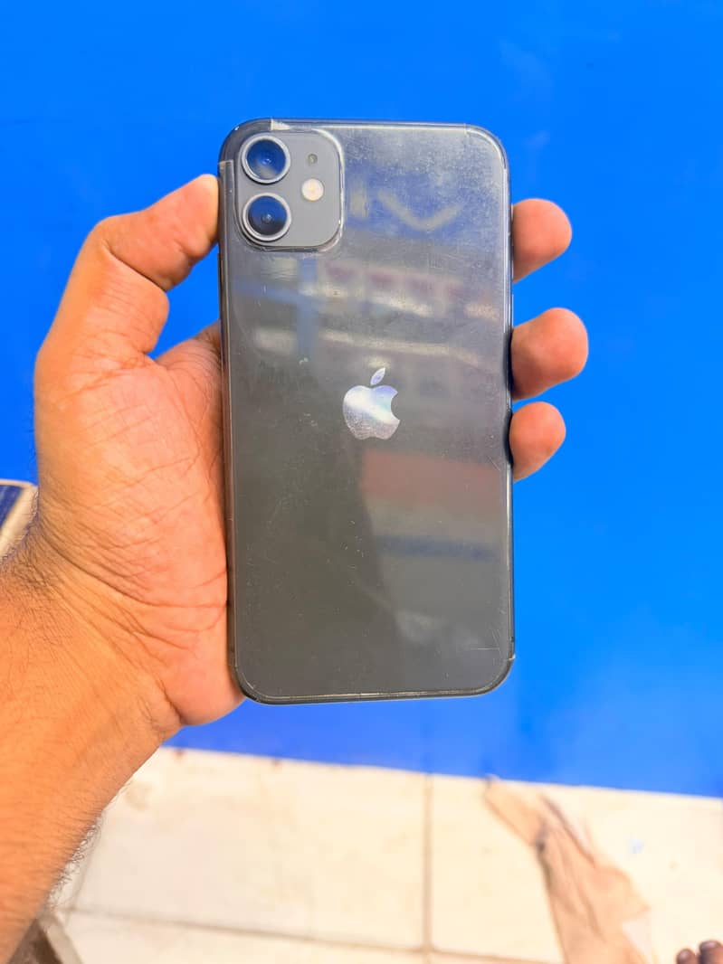 Apple iPhone 11 0