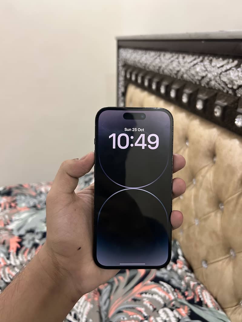 Apple iPhone 14 Pro 2