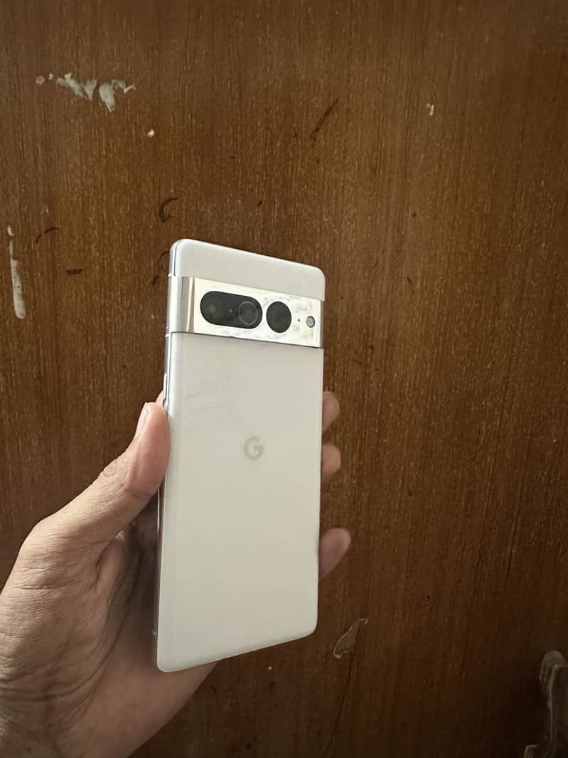 Google Pixel 7 Pro 2