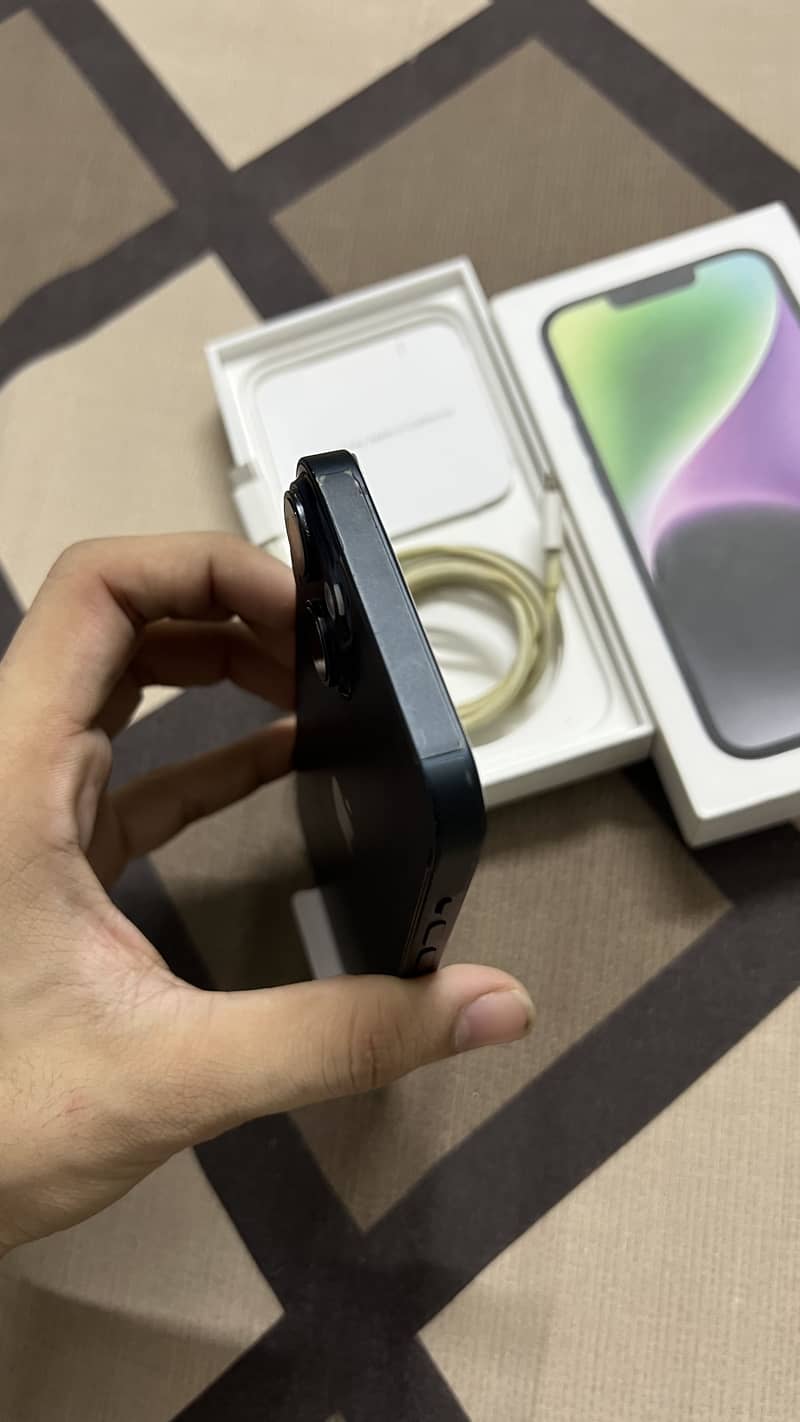 Apple iPhone 14 1