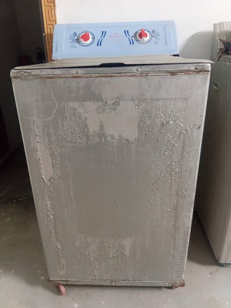 washing machine or Dryar machine 0