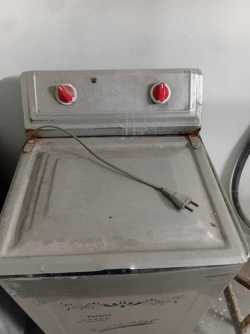 washing machine or Dryar machine 7
