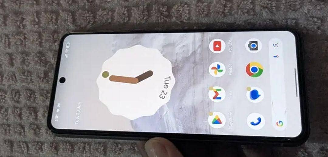 Google Pixel 8 1