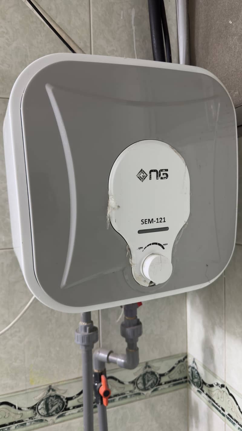 Electric geyser 0