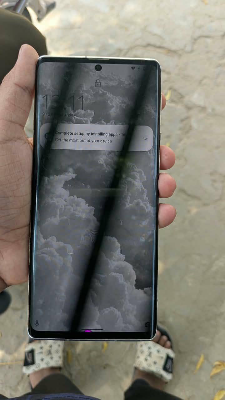 Sharp Aquos Sense7 plus 1