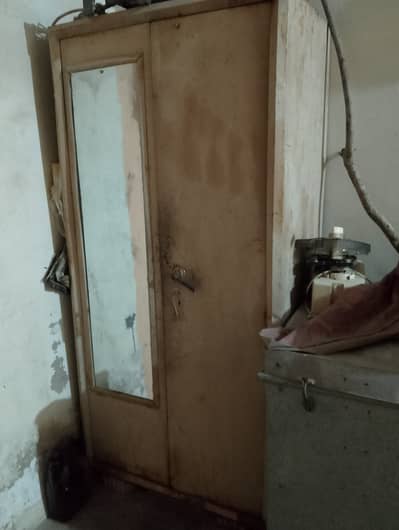 Iron Almari in good condition