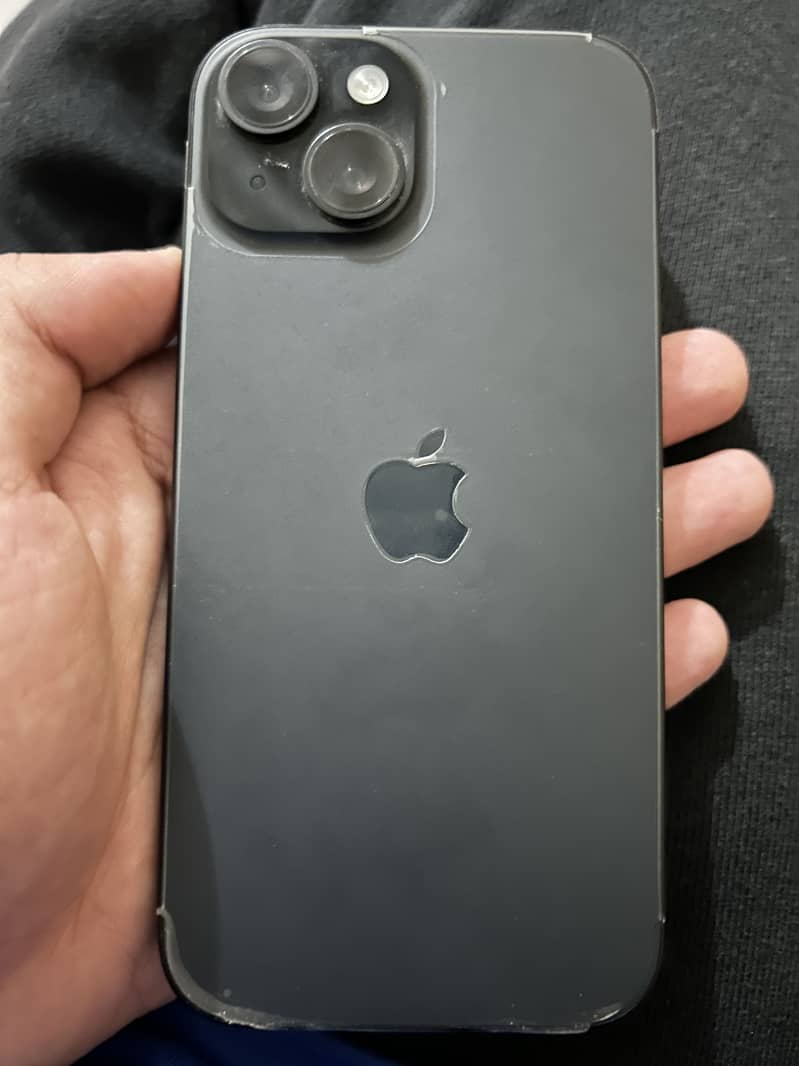 Apple iPhone 15 3