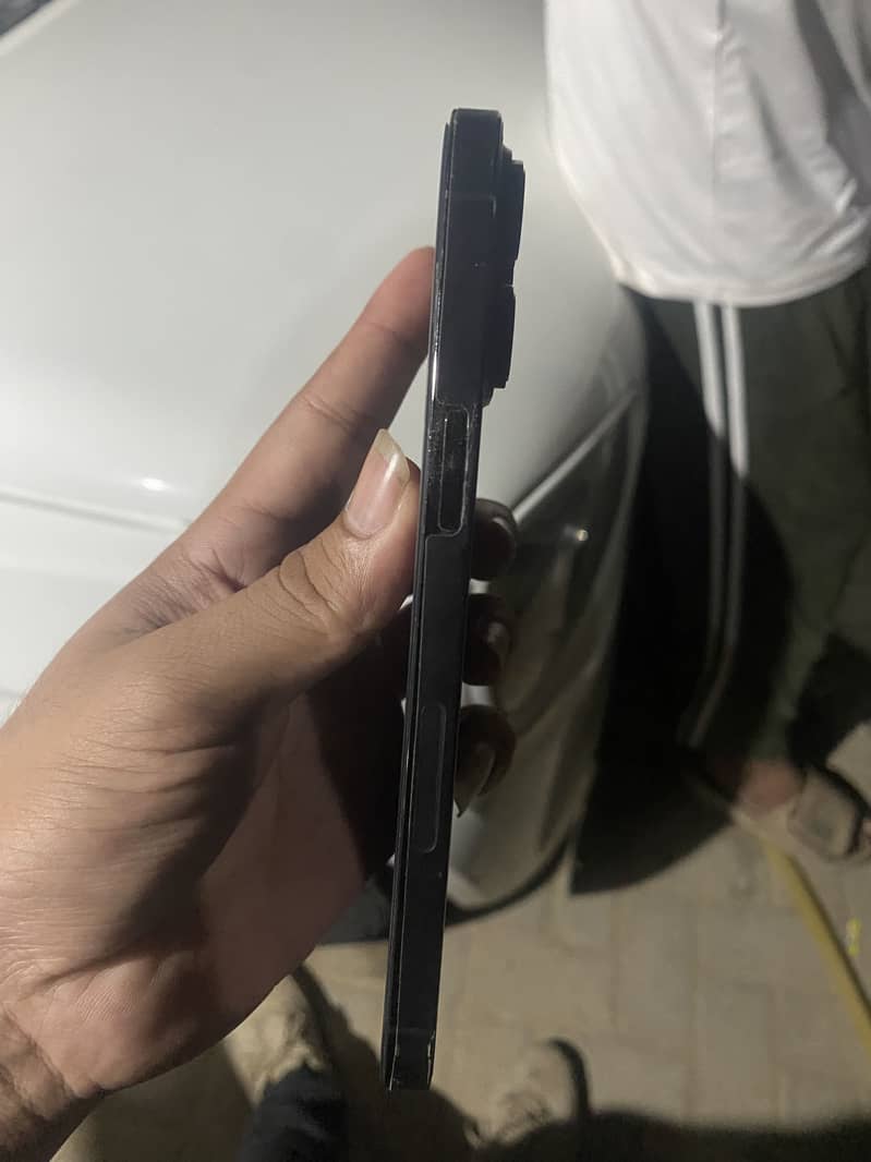 Apple iPhone 14 Pro Max 0
