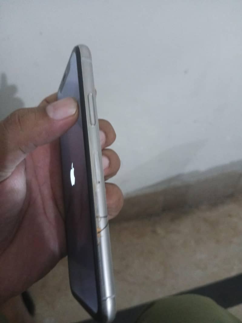 Apple iPhone X 5
