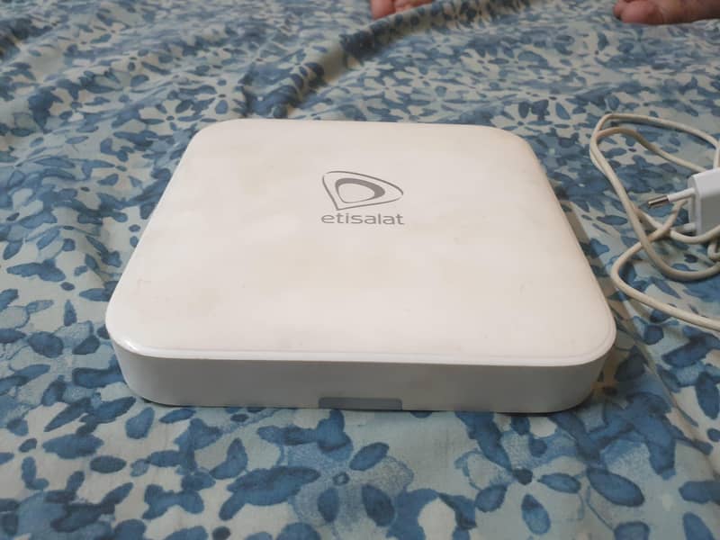 Etisilat Android Device excellent condition 2