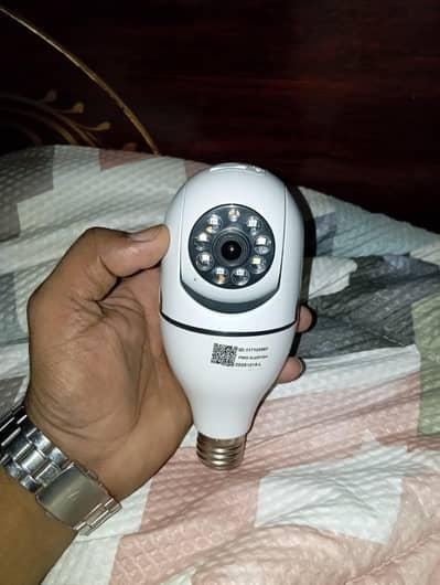 v380 pro WiFi camera auto tracker night vision 10/10 full condition