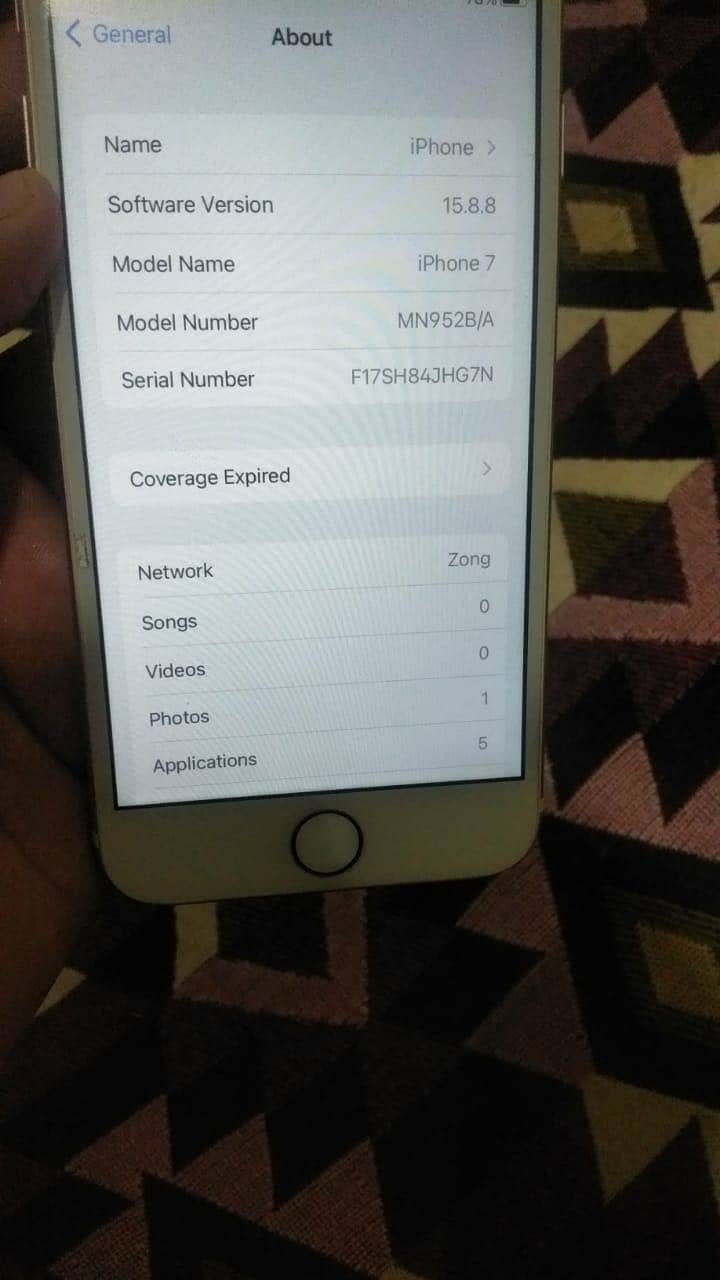 Apple iPhone 7 2