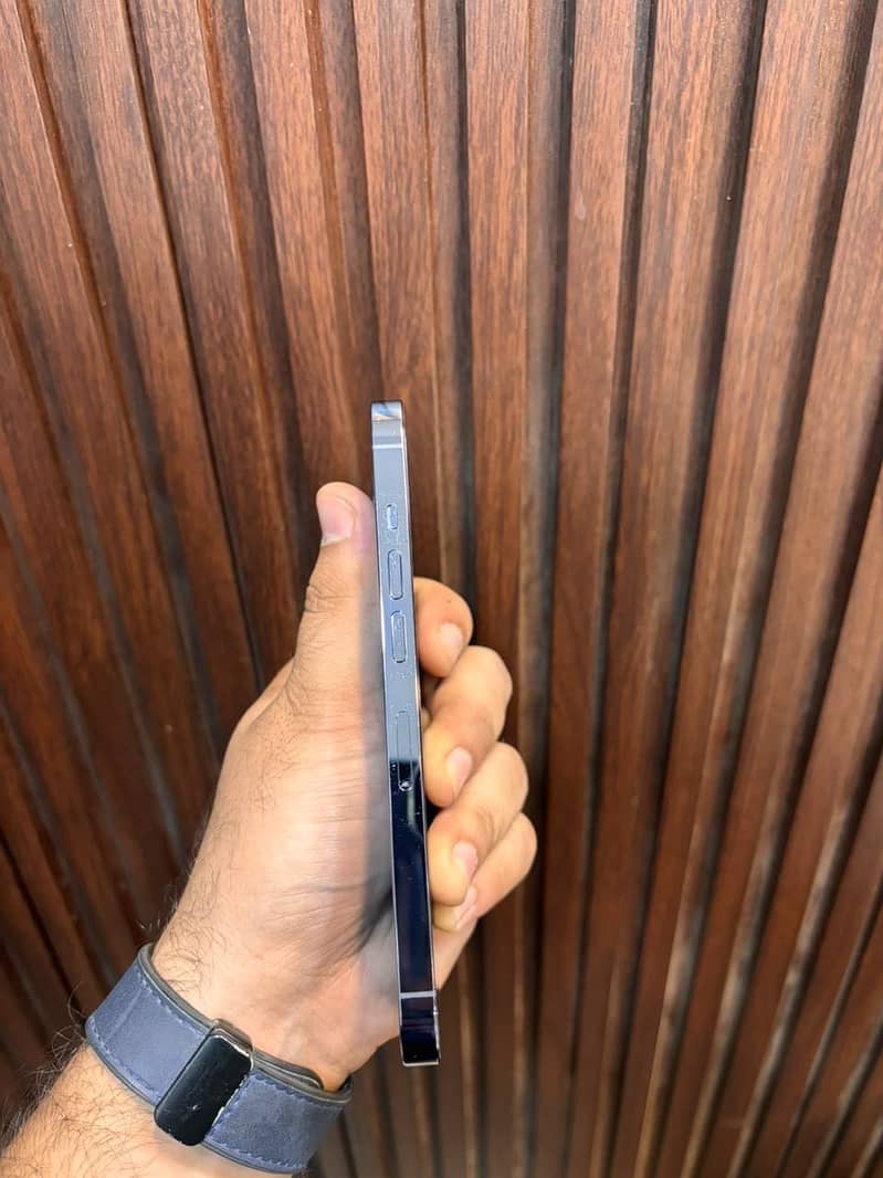 Apple iPhone 13 Pro 5