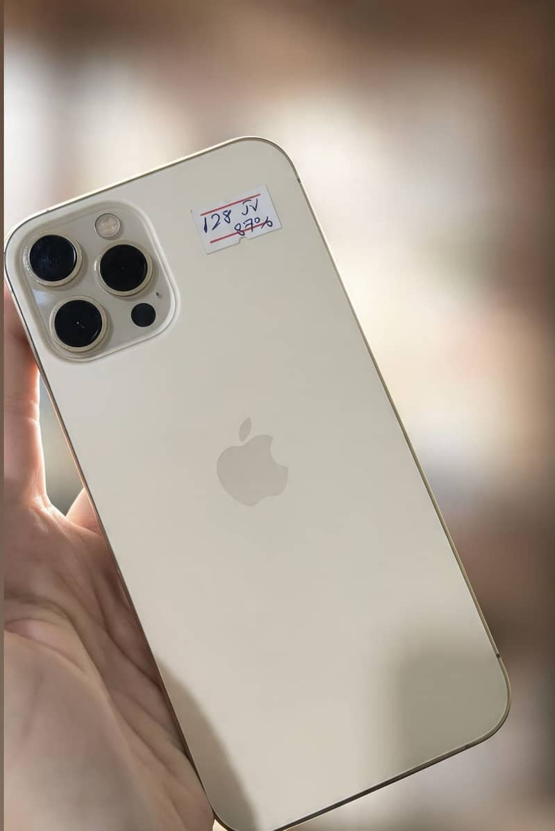 Apple iPhone 12 Pro Max 4